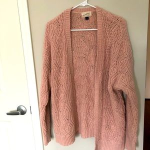 Cozy cardi ❤️